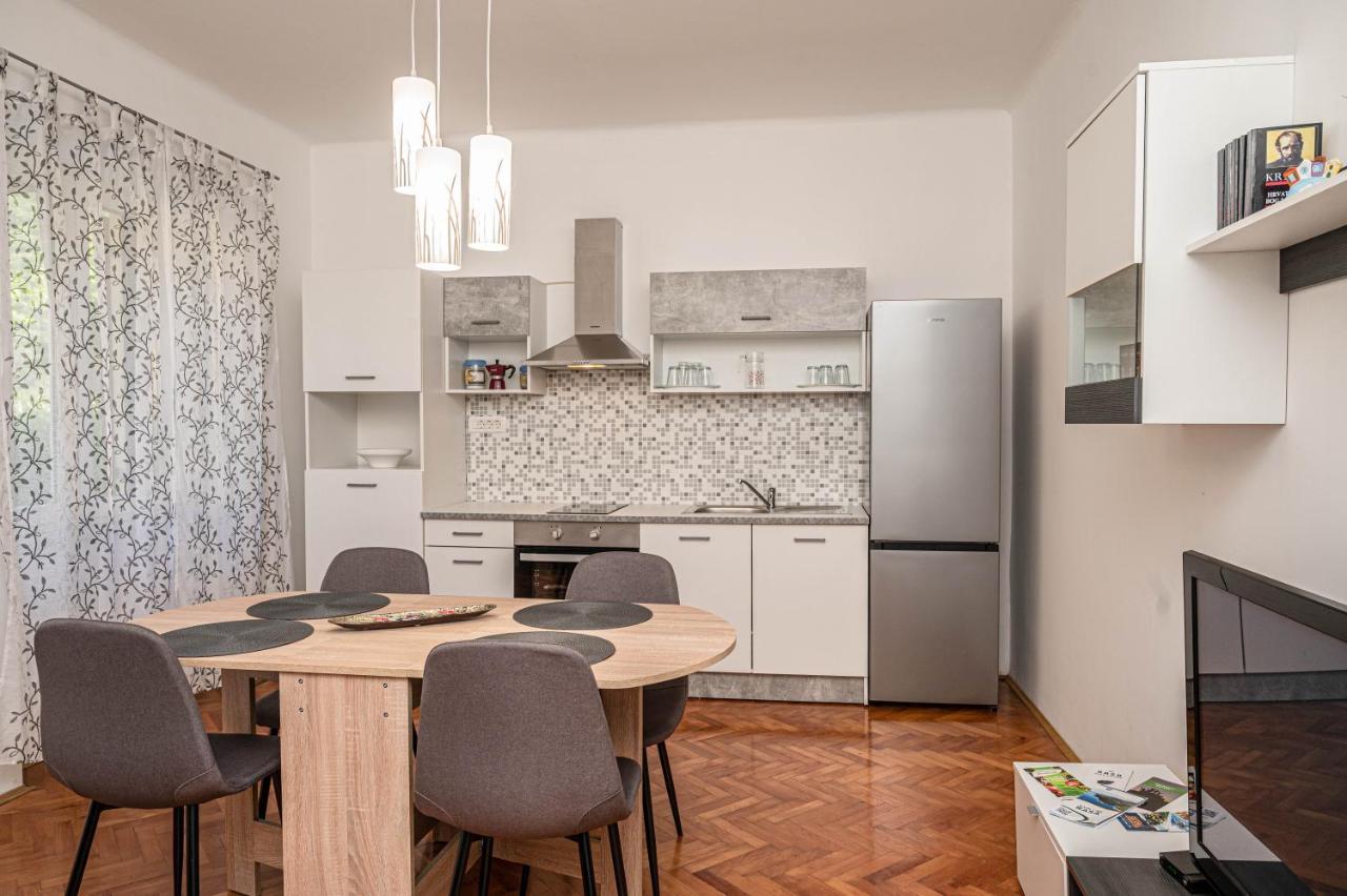 Apartment Marta Raša Eksteriør bilde
